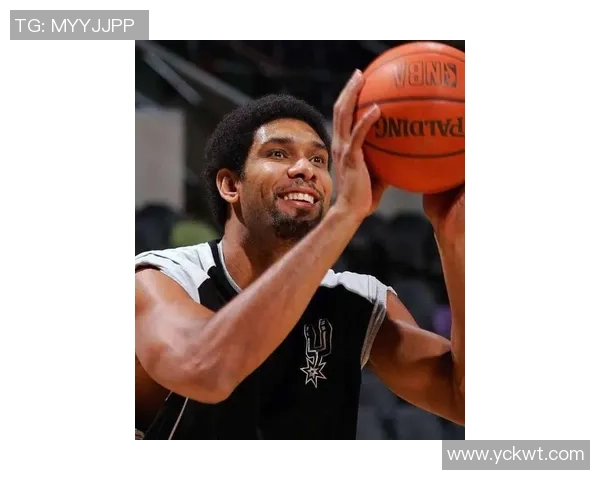 姚明在NBA的传奇生涯与游戏中的BUG现象探讨